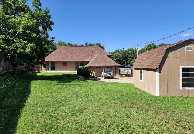 2001 Birchwood Lane, Grand Prairie, TX 75050