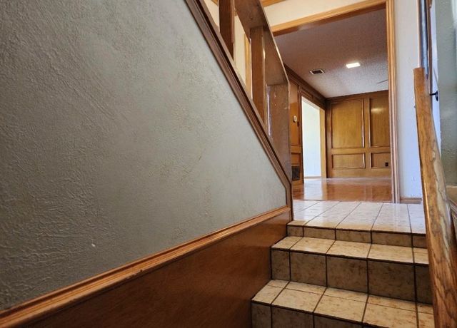 2001 Birchwood Lane, Grand Prairie, TX 75050