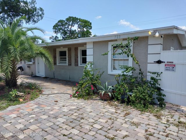 703 5th Place SW, Vero Beach, FL 32962
