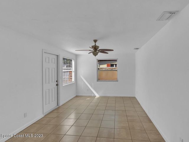 703 5th Place SW, Vero Beach, FL 32962
