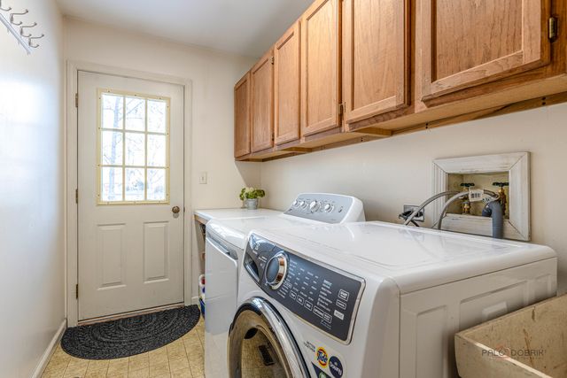 15 Butterfield Road, Lake Zurich, IL 60047