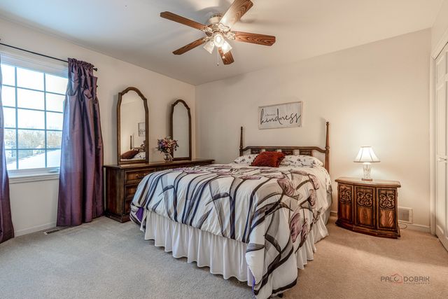 15 Butterfield Road, Lake Zurich, IL 60047