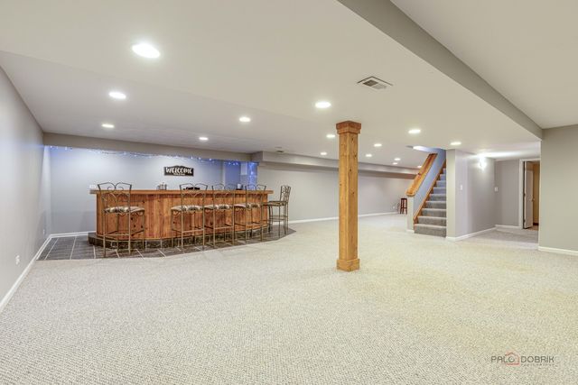 15 Butterfield Road, Lake Zurich, IL 60047