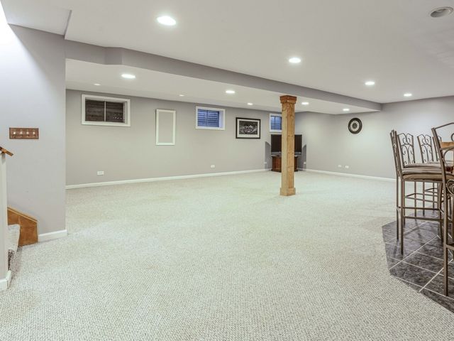 15 Butterfield Road, Lake Zurich, IL 60047