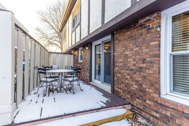 15 Butterfield Road, Lake Zurich, IL 60047