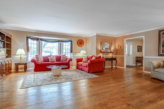 15 Butterfield Road, Lake Zurich, IL 60047