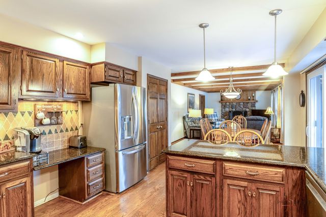 15 Butterfield Road, Lake Zurich, IL 60047