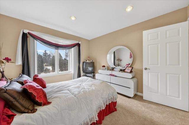 19444 Jack Pine Drive, Macomb Twp, MI 48042