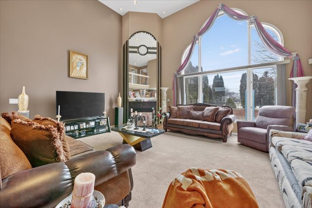 19444 Jack Pine Drive, Macomb Twp, MI 48042