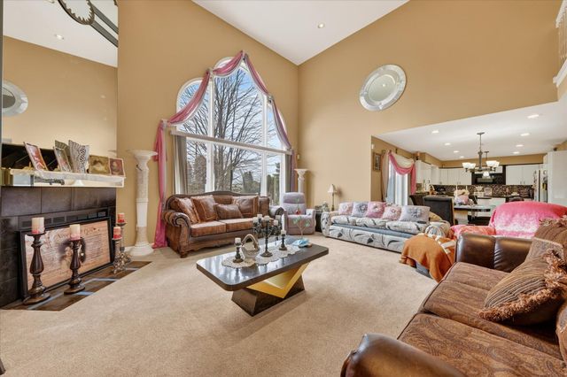 19444 Jack Pine Drive, Macomb Twp, MI 48042