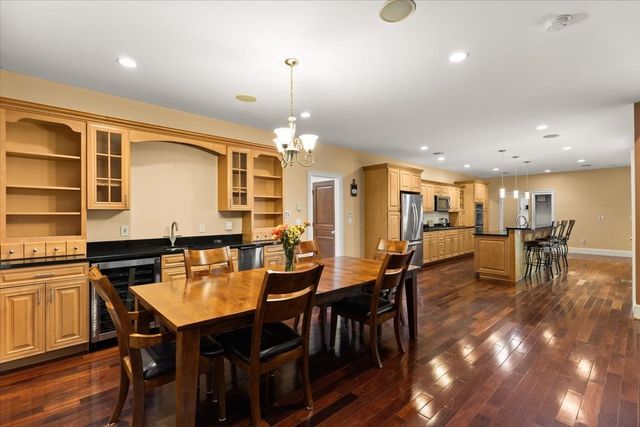 8 Rockmeadow Drive, East Bridgewater, MA 02333