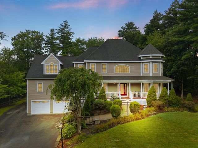 8 Rockmeadow Drive, East Bridgewater, MA 02333