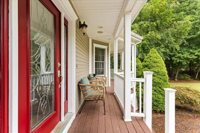8 Rockmeadow Drive, East Bridgewater, MA 02333