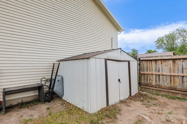 4327 S ROSE PETAL WAY, West Valley City, UT 84120
