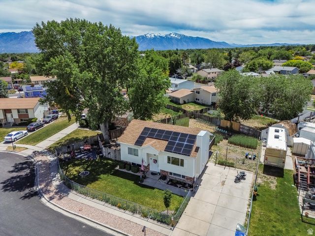 4327 S ROSE PETAL WAY, West Valley City, UT 84120