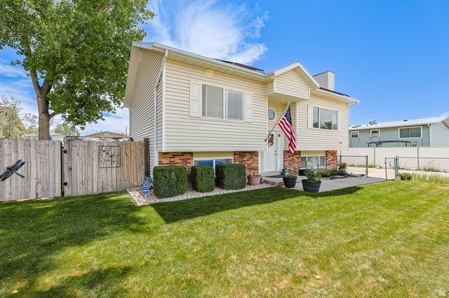 4327 S ROSE PETAL WAY, West Valley City, UT 84120