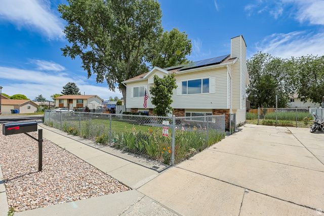 4327 S ROSE PETAL WAY, West Valley City, UT 84120