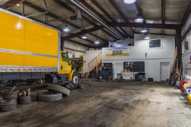 15131 Kedzie Avenue, Markham, IL 60428