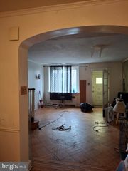 6627 N SMEDLEY ST, Philadelphia, PA 19126