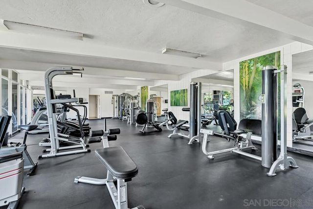 3050 Rue D'Orleans 380, San Diego, CA 92110