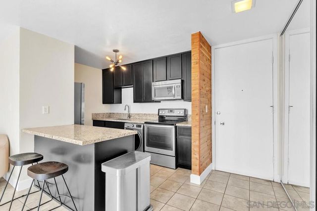 3050 Rue D'Orleans 380, San Diego, CA 92110