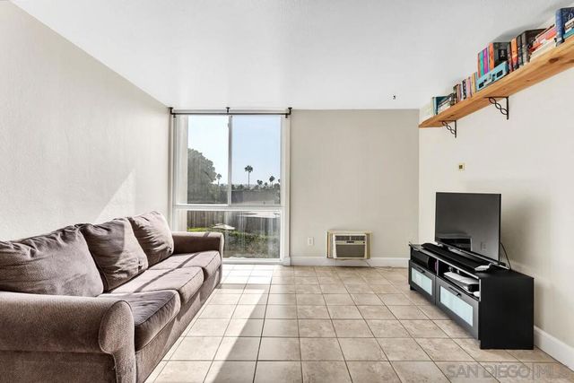 3050 Rue D'Orleans 380, San Diego, CA 92110
