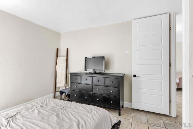 3050 Rue D'Orleans 380, San Diego, CA 92110