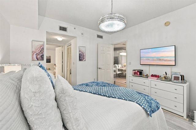 55 Merrick Way 520, Coral Gables, FL 33134