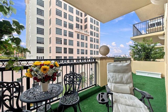 55 Merrick Way 520, Coral Gables, FL 33134