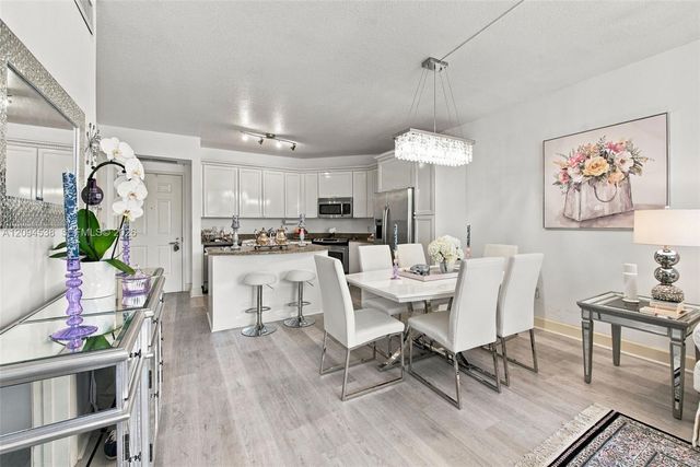 55 Merrick Way 520, Coral Gables, FL 33134