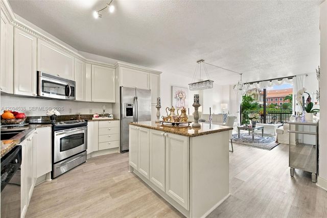 55 Merrick Way 520, Coral Gables, FL 33134