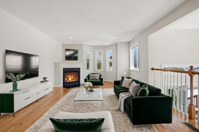 4 John Hancock Dr 4, Ashland, MA 01721