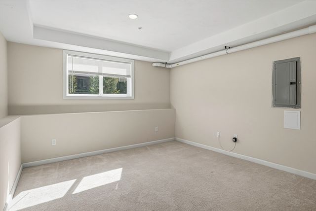 4 John Hancock Dr 4, Ashland, MA 01721