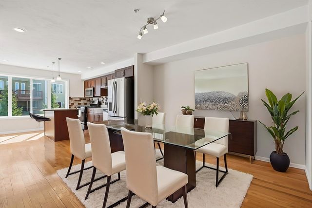 4 John Hancock Dr 4, Ashland, MA 01721