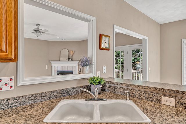 8013 Amber Wood CT, Roanoke, VA 24019