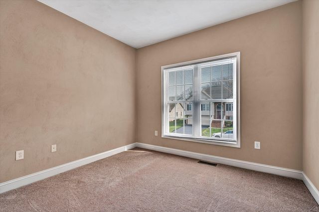 8013 Amber Wood CT, Roanoke, VA 24019