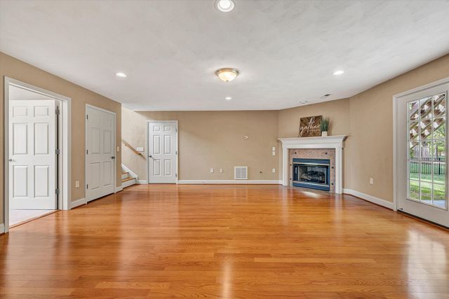 8013 Amber Wood CT, Roanoke, VA 24019