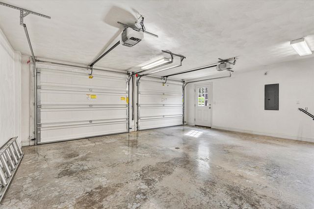 8013 Amber Wood CT, Roanoke, VA 24019