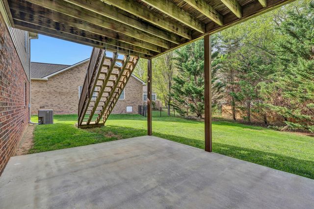 8013 Amber Wood CT, Roanoke, VA 24019
