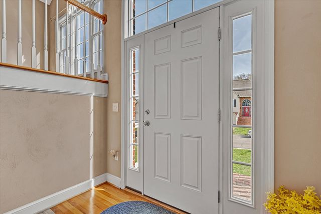 8013 Amber Wood CT, Roanoke, VA 24019