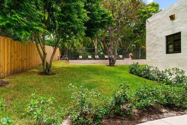 828 35th Street, West Palm Beach, FL 33407