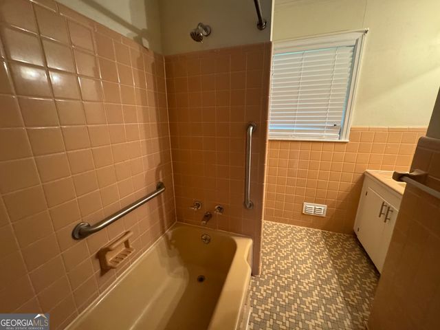 1810 Pine Forest Circle, Dublin, GA 31021