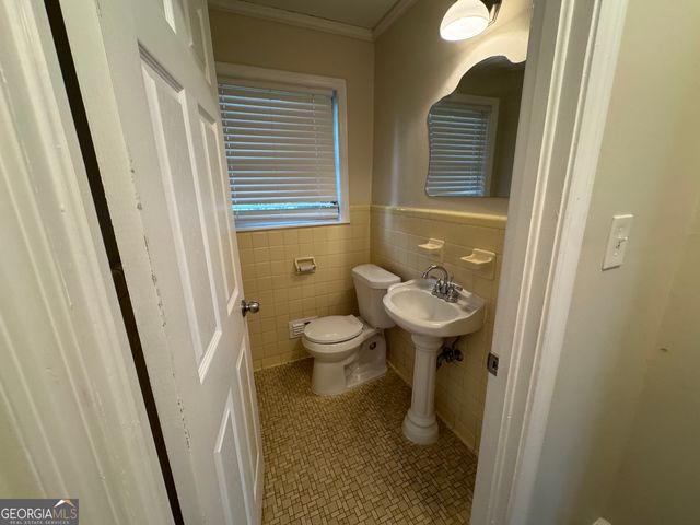 1810 Pine Forest Circle, Dublin, GA 31021