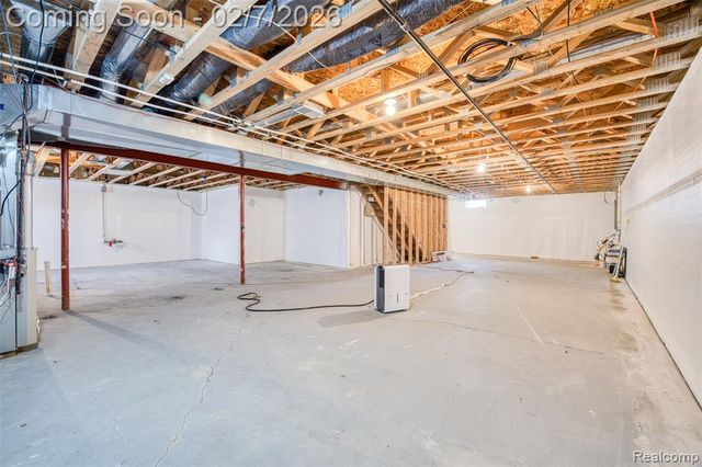 10237 Swan Lake Circle, Ypsilanti, MI 48197