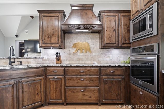 20435 S 270 Road, Morris, OK 74445