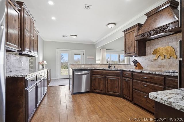 20435 S 270 Road, Morris, OK 74445