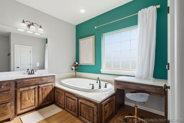 20435 S 270 Road, Morris, OK 74445