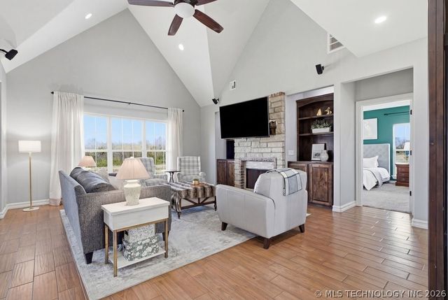 20435 S 270 Road, Morris, OK 74445