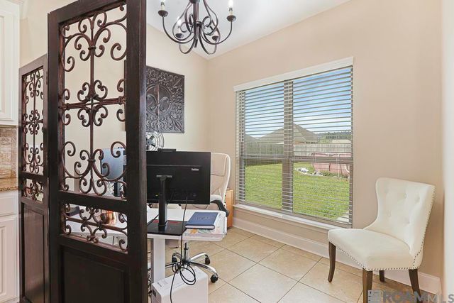 28319 Lake Sabine Dr, Livingston, LA 70754