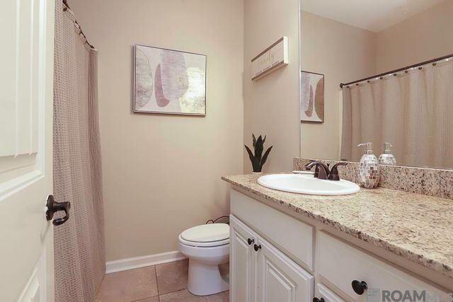 28319 Lake Sabine Dr, Livingston, LA 70754